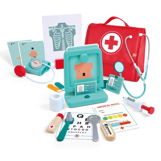 Little doctor's medical set