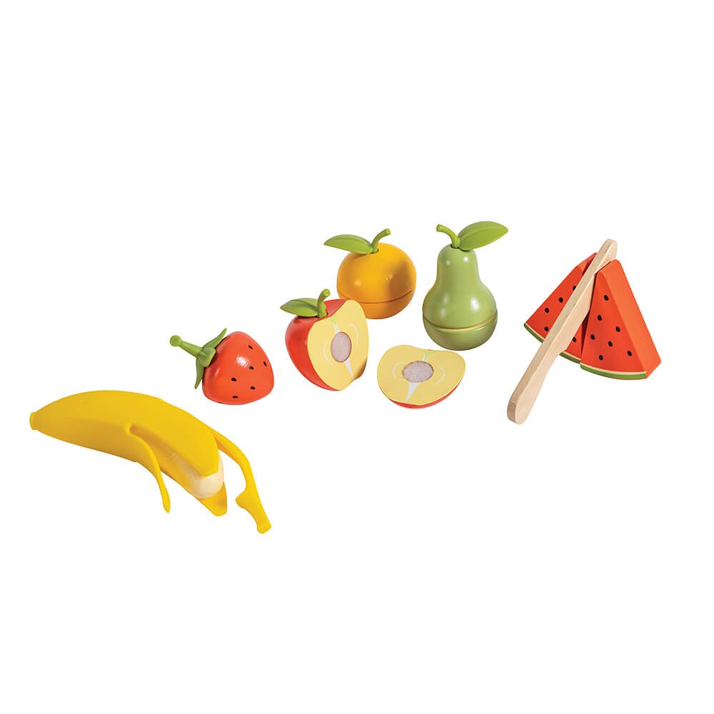 Frutas de madera con cuchillo