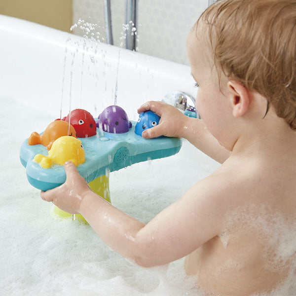 Fuente musical de ballenas